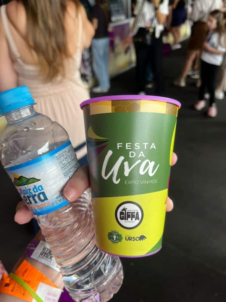 Copo reutilizável da Festa da Uva de Jundiaí