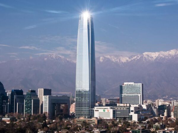 Sky Costanera: o maior edifício da América Latina