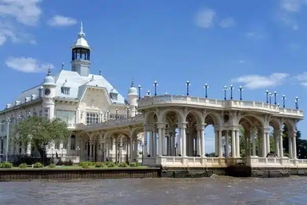 Passeio no Rio Tigre em Buenos Aires, Museu de Arte Tigre